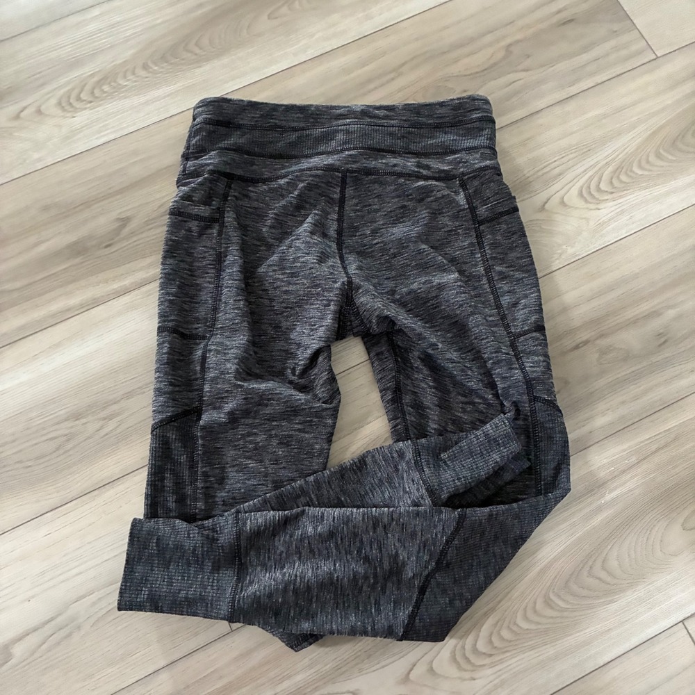 Athleta Excursion Gray Heathered Ribbed Jogger At… - image 5